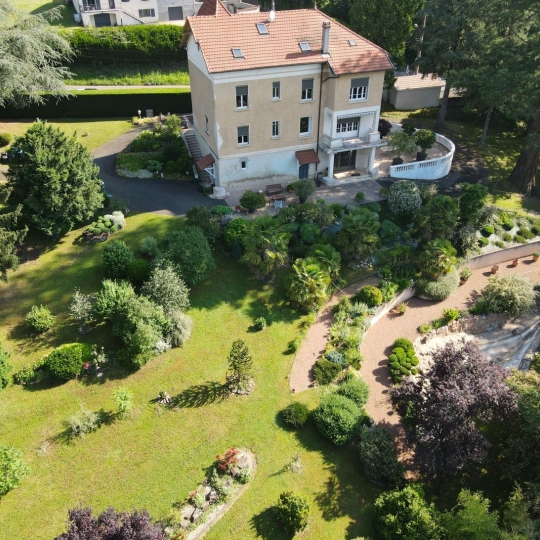  Annonces VAL D'AZERGUES : Domaines / Propriétés | GRANDRIS (69870) | 315 m2 | 750 000 € 