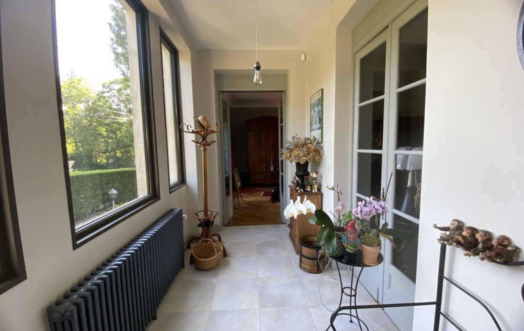 Annonces VAL D'AZERGUES : Domaines / Propriétés | GRANDRIS (69870) | 315 m2 | 750 000 € 